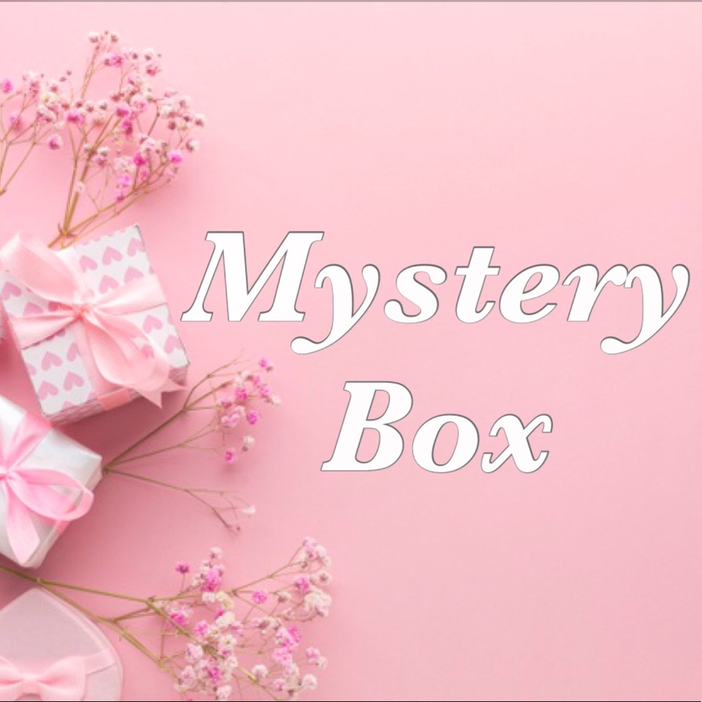 Mystery Box with 7 Items - 3T Fall/Summer clothing